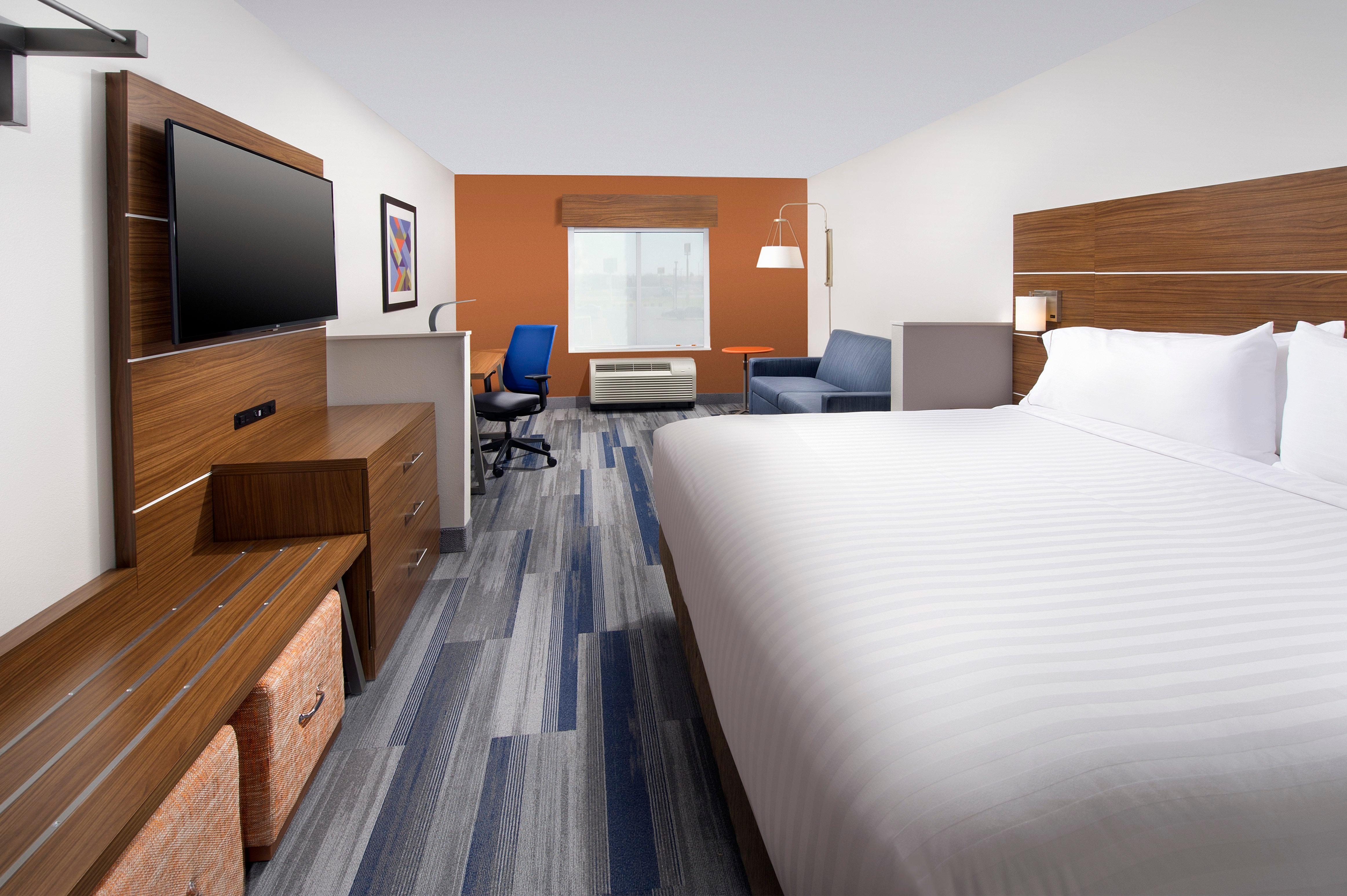 Express & By Ihg