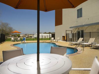 Hotel Express & By Ihg